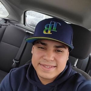 Meet your Posher, Juan